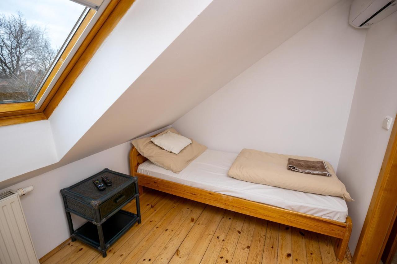 Noble'S Panzio Es Etterem Bed and Breakfast Nemesnép Εξωτερικό φωτογραφία
