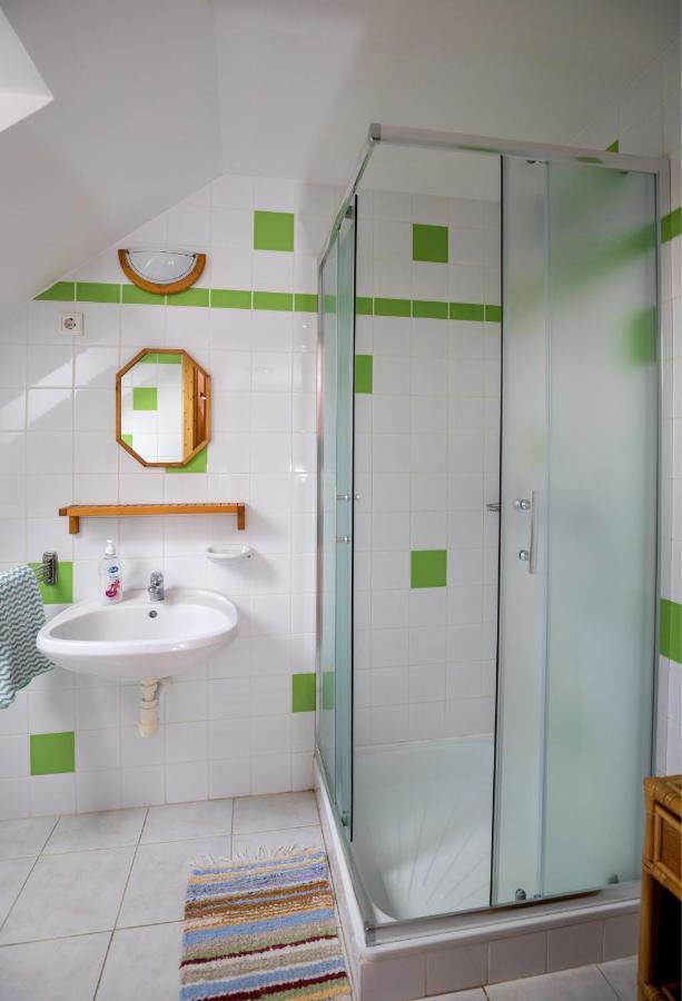 Noble'S Panzio Es Etterem Bed and Breakfast Nemesnép Εξωτερικό φωτογραφία